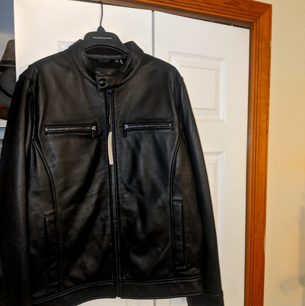 Mens small Calvin Klein genuine leather,Never used